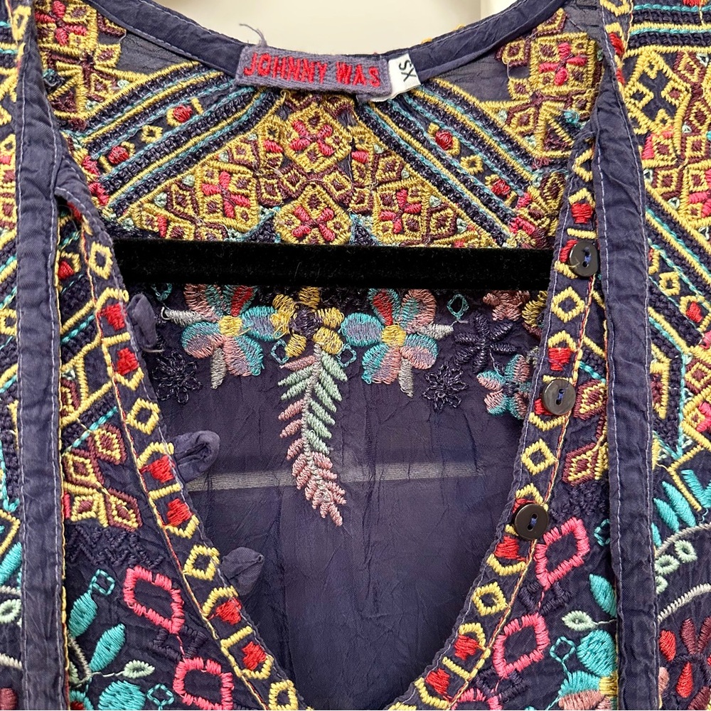 JOHNNY WAS “Sheesoh” Embroidered Navy Blue Long Sleeve Tunic Top - Picture 4 of 8